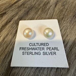 PRICE FIRM Cultured Freshwater Pearl Sterling Silver Earrings